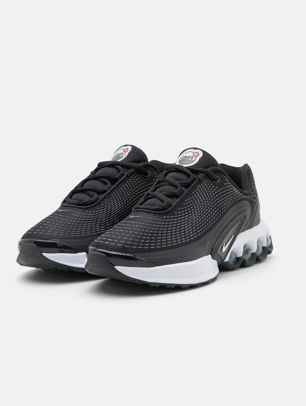 Nike Air Max Dn dans son coloris classique Panda (Black / White / Cool Grey / Pure Platinum).