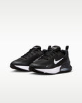 Nike Air Max Phoenix dans son coloris classique Noir/Anthracite/Smoke Grey/Blanc