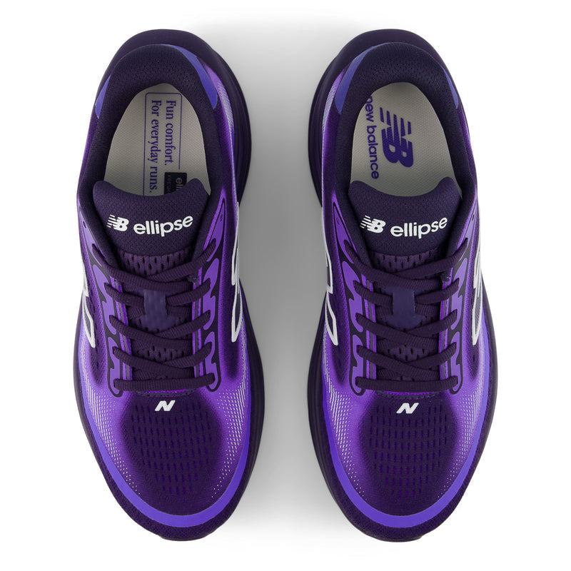 New Balance Ellipse V1 dans son coloris vibrant Boysenberry / Electric Indigo